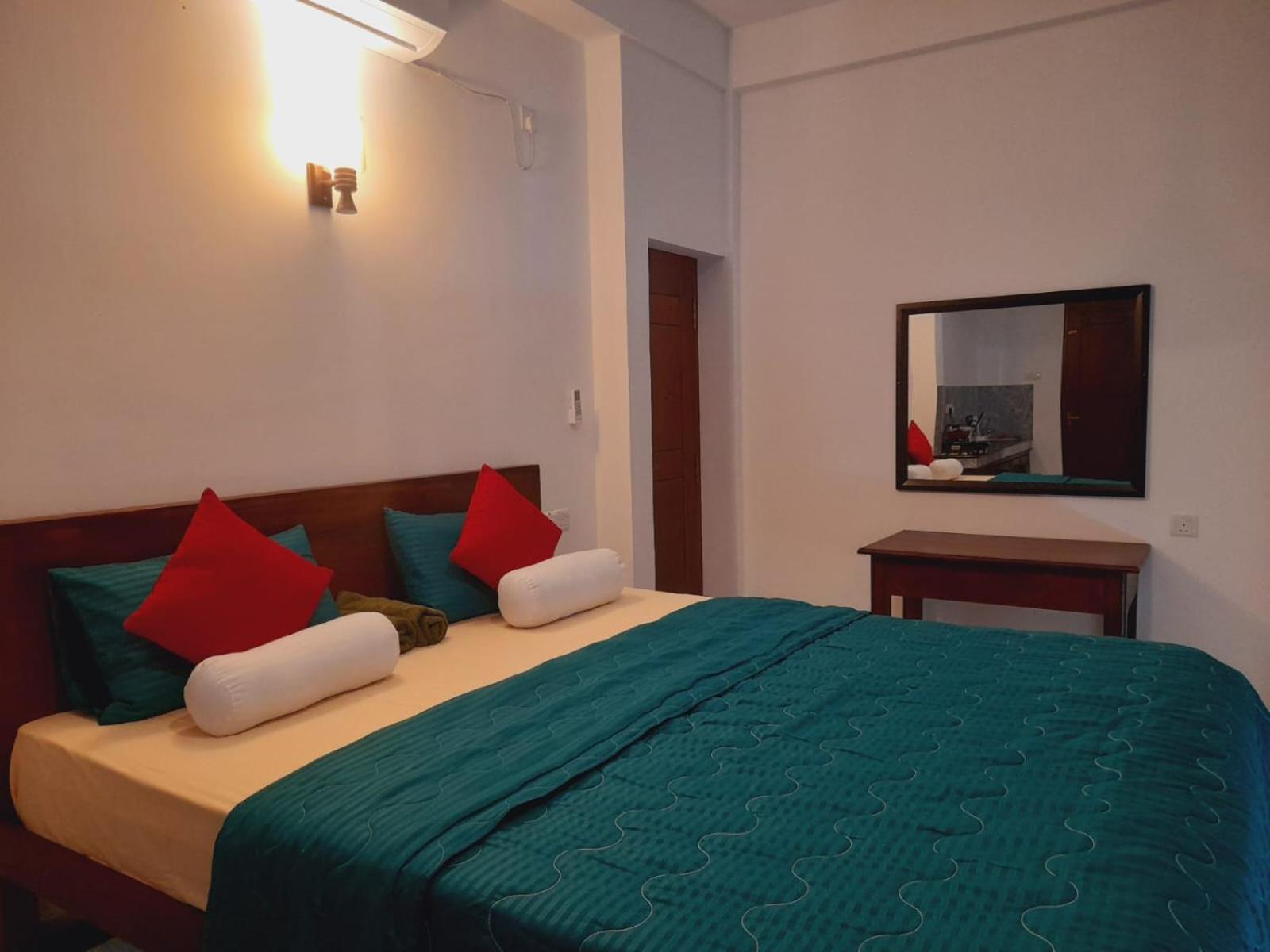 New Sea Lion Guest House Hikkaduwa Luaran gambar