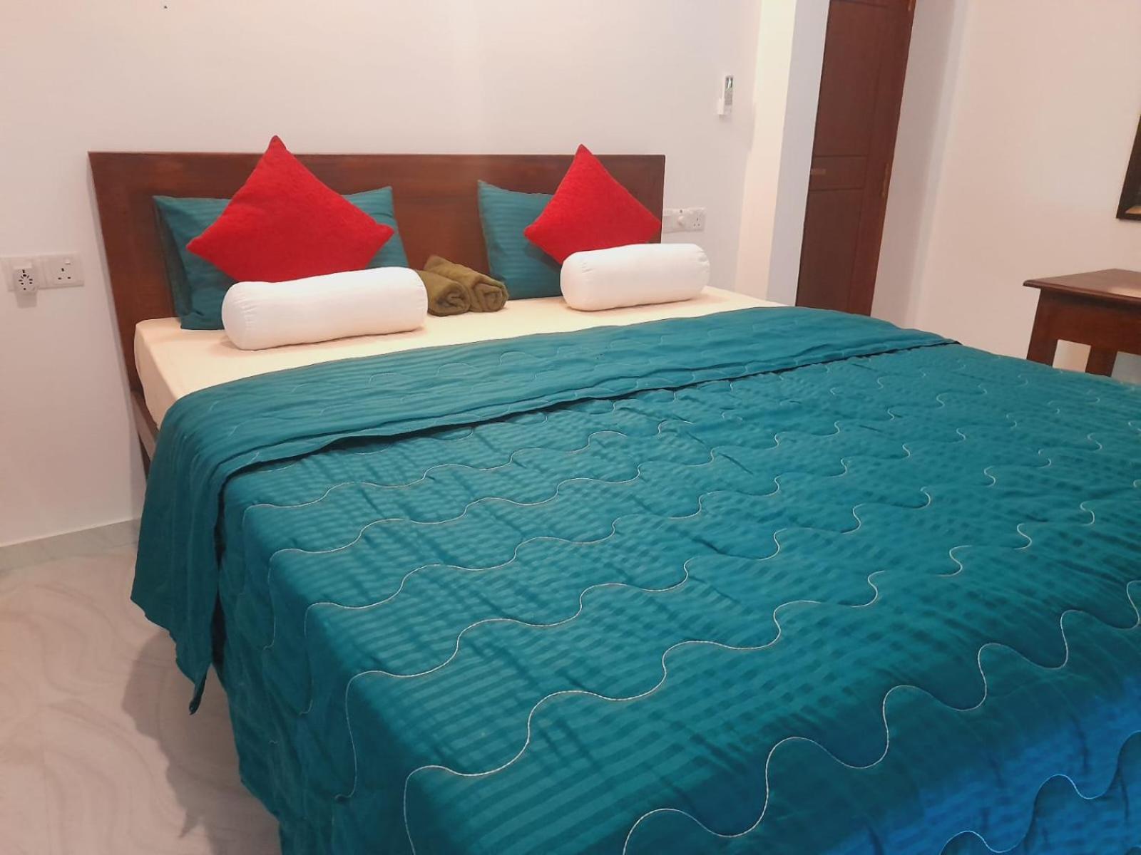 New Sea Lion Guest House Hikkaduwa Luaran gambar