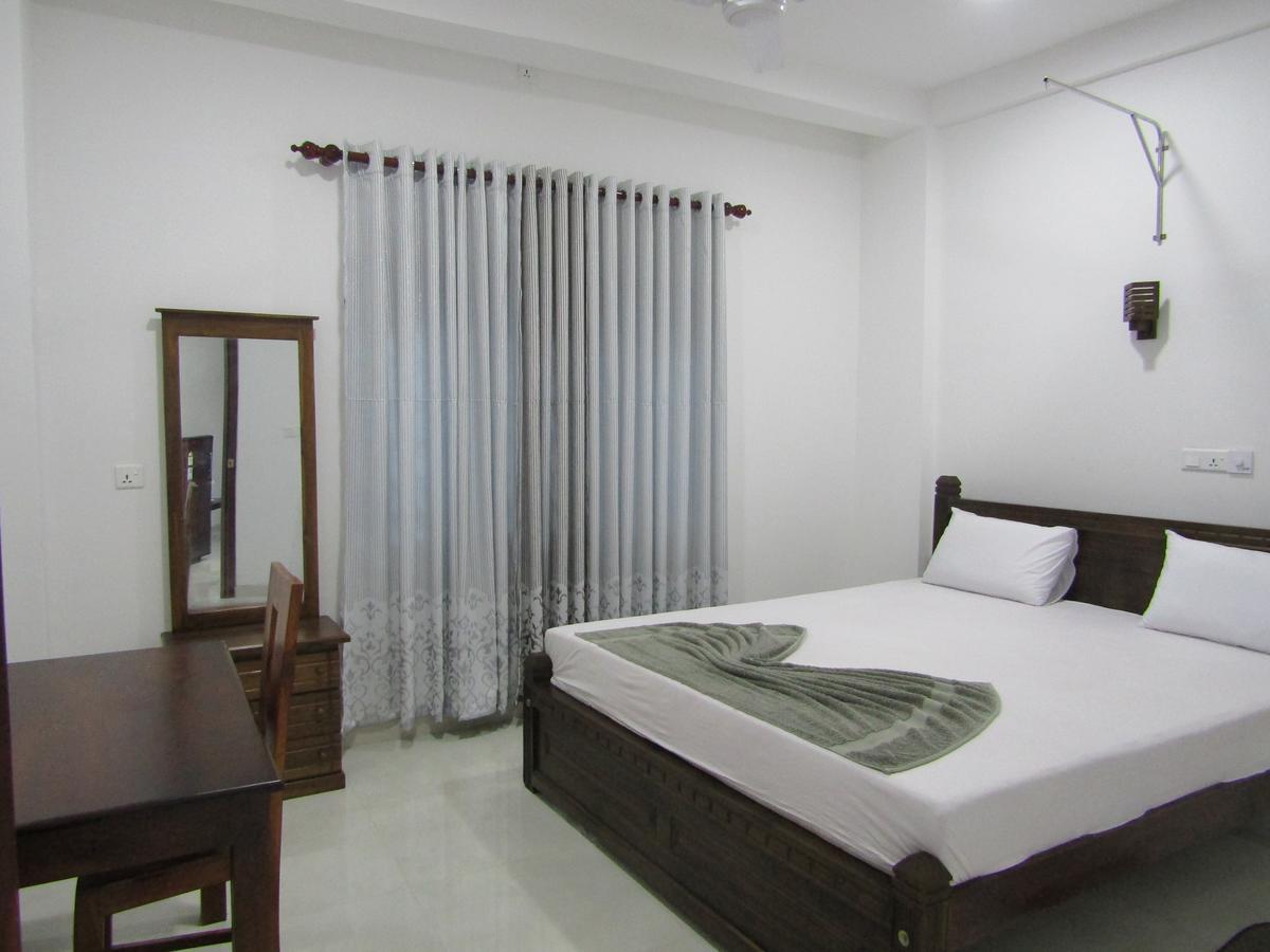 New Sea Lion Guest House Hikkaduwa Luaran gambar